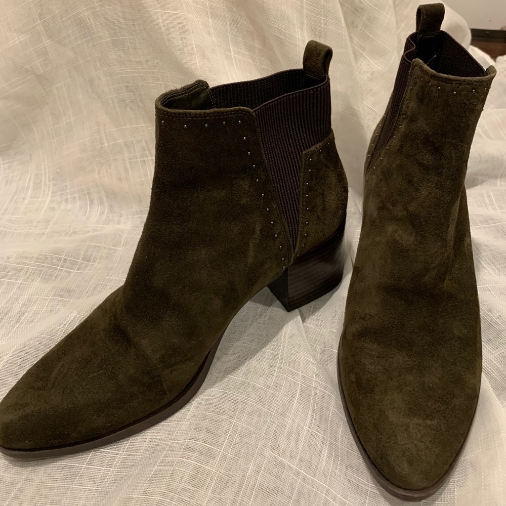Nine West Green Suede Heeled Booties